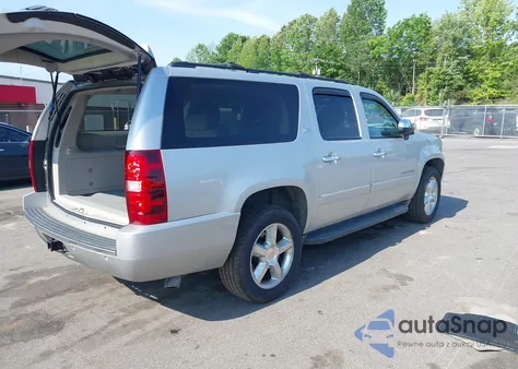 2011 Chevrolet Suburban 1500 Ltz z USA, uszkodzony, nr VIN 1GNSKKE37BR329365